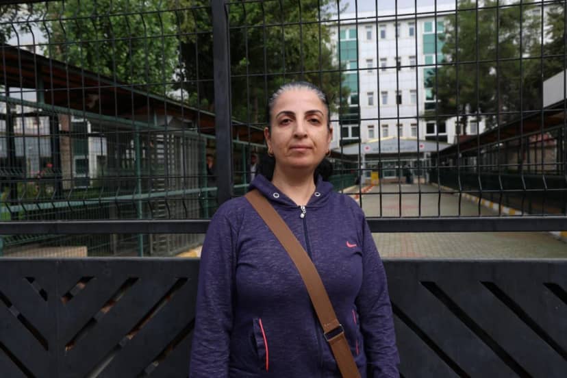 Diyarbakırda sahte polislerden 1 kilo 200 gram altın vurgunu! Aile bilgilerini tek tek sayıp kandırdılar