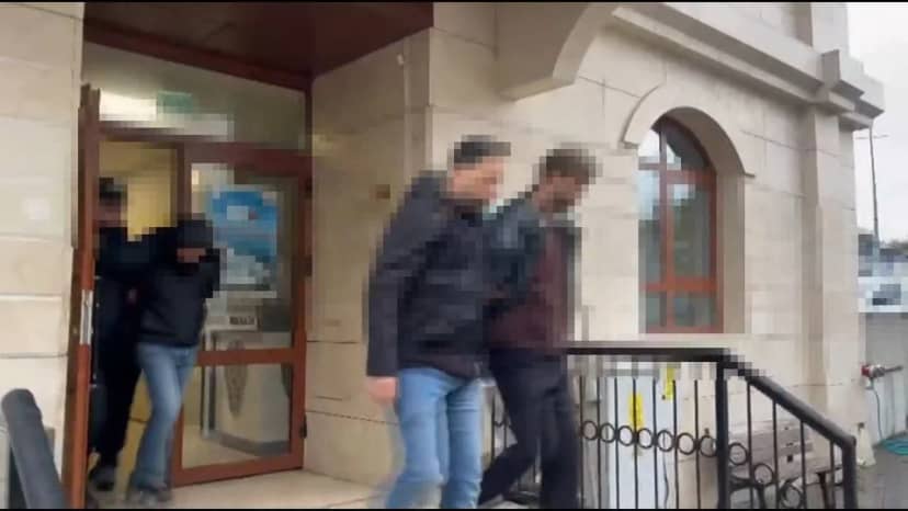 İstanbul Bayrampaşa'da İSKİ personelinin ölümünde 4 şüpheli adliyeye sevk edildi