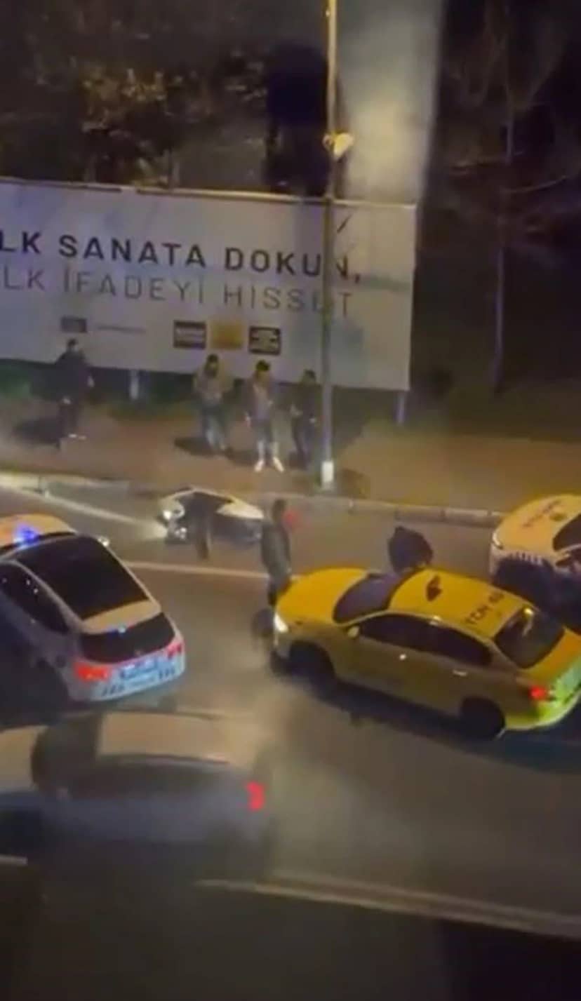 İstanbul Esenyurt'ta kaçan motosikletliyi polis havaya ateş açarak yakaladı