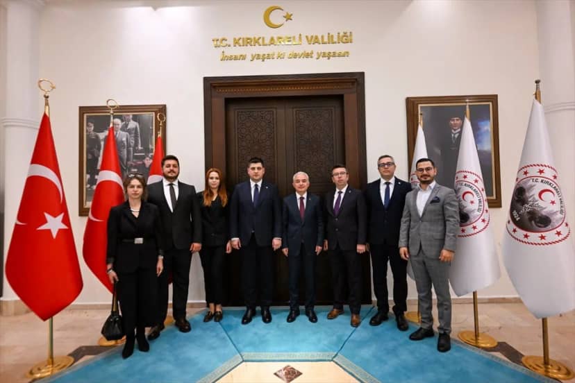 Kırklareli Valisi Turan, Baro Başkanı Neşetoğlu'nu tebrik etti