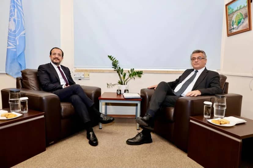 KKTC Cumhurbaşkanı Erhürman ile GKRY lideri Hristodulidis ara bölgede görüştü