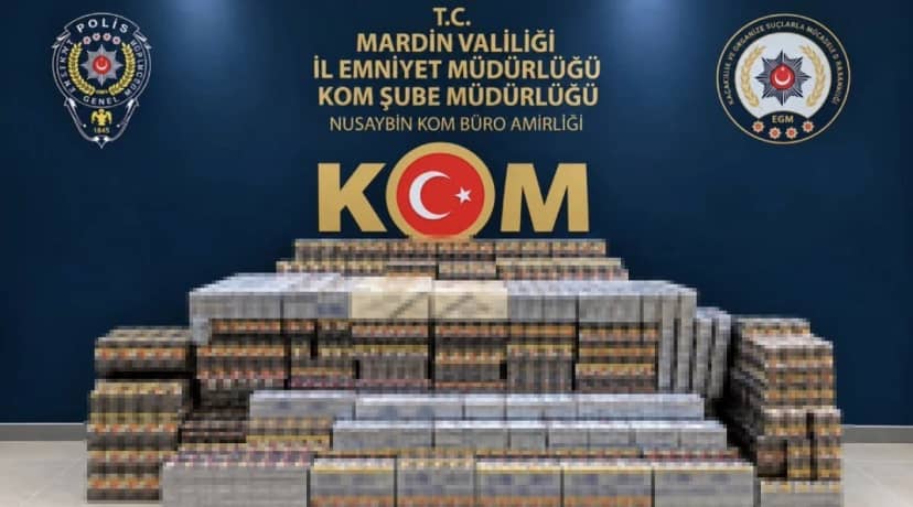Mardin Nusaybin'de araçta 22 bin 50 paket kaçak sigara ele geçirildi