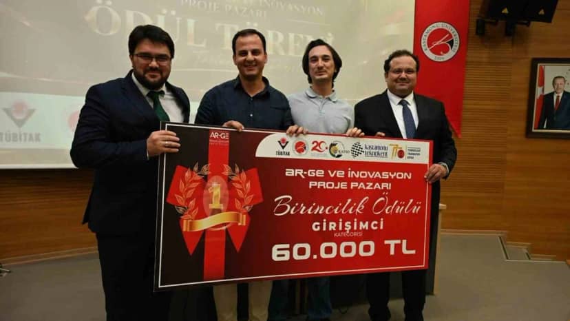 PRINTHERE, Kastamonu'da proje pazarında birinci olup 60 bin lira kazandı
