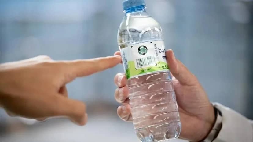 'Günde 8 bardak su' efsanesi bitti! Çay ve çorba da su yerine geçiyor