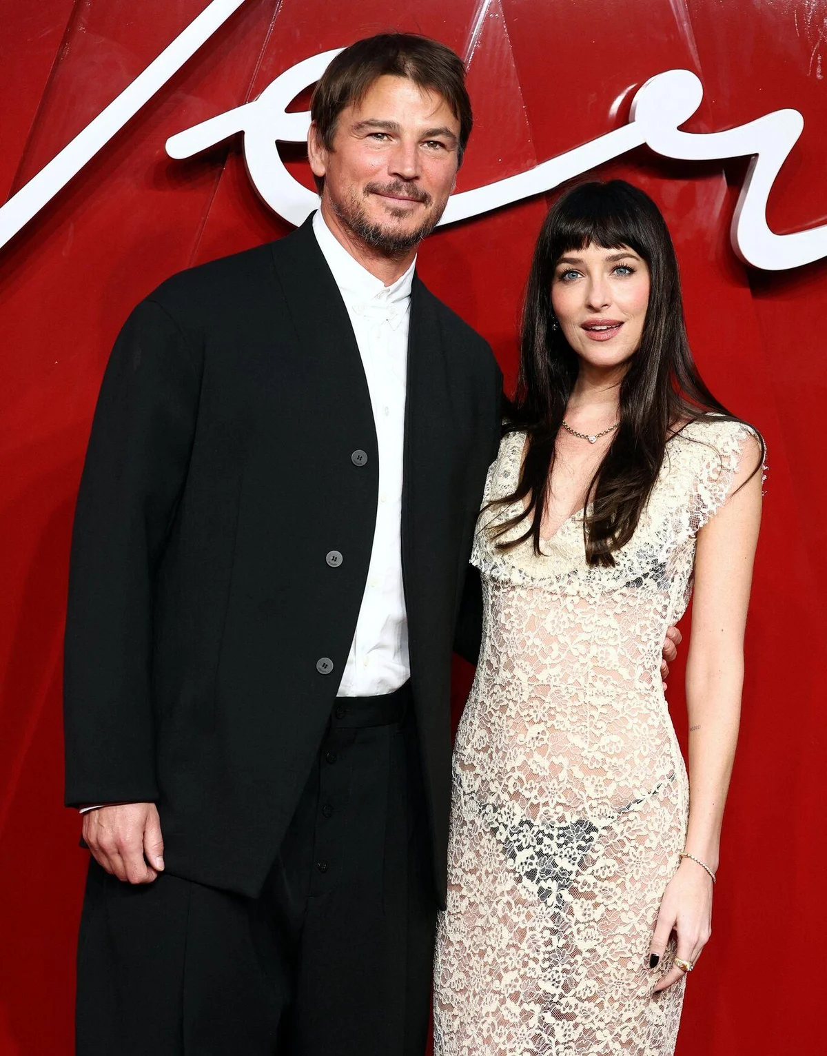 Dakota Johnson'ın transparan şıklığı — 4. fotoğraf