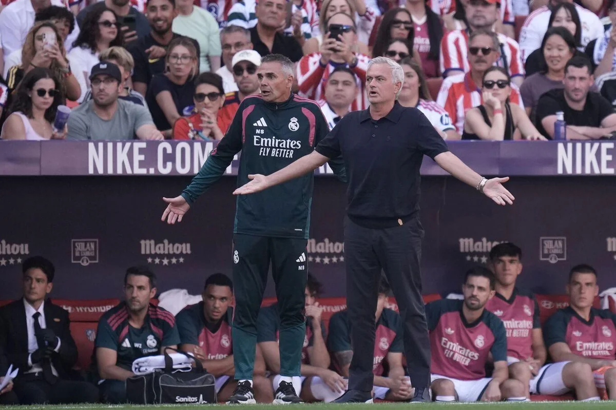 İspanya basınından Mundo Deportivo'nun haberine göre; son dört maçta alınan iki yenilgi ve Barcelona'yla aradaki farkın 6'ya çıkması, Madrid ekibinde baskıyı artırdı.