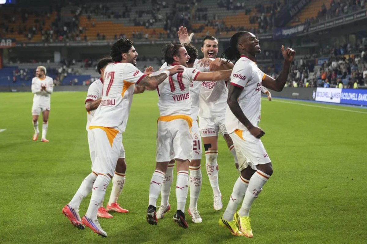 Sarı-kırmızılılar milli aradan sonra, sıradaki 6 resmi maçında hem Süper Lig'de hem de Avrupa'da kritik karşılaşmalara çıkacak.