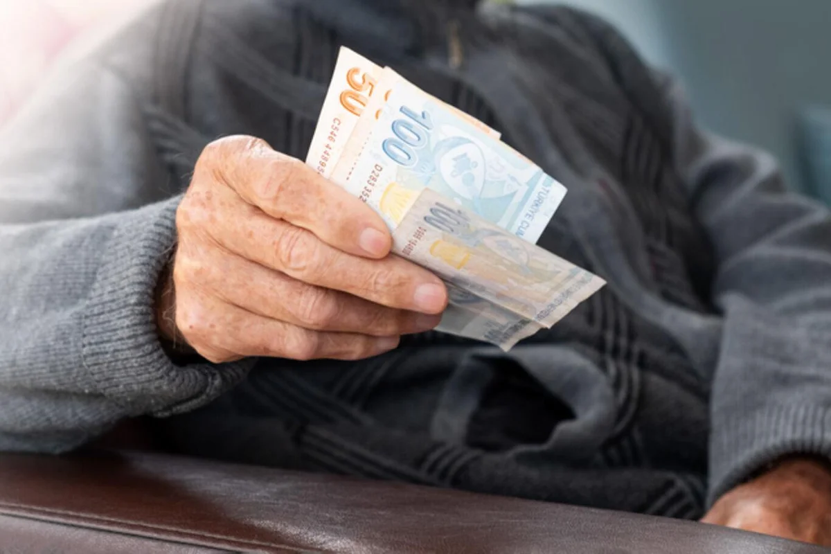 Emekli promosyon kampanyaları yenilendi! Eylül 2026 bankaların emekli maaş promosyon tutarları ve şartları nelerdir? — 2. fotoğraf