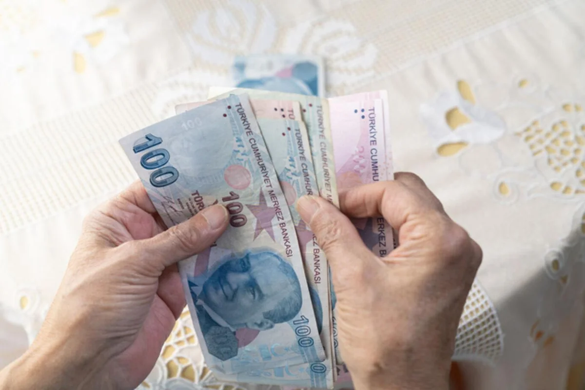 Emekli promosyon kampanyaları yenilendi! Eylül 2026 bankaların emekli maaş promosyon tutarları ve şartları nelerdir? — 4. fotoğraf