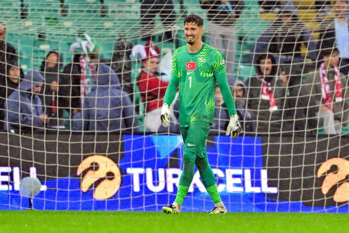 A Milli takım, İtalya ile oynadığı karşılaşmalarda kalesinde 33 gol görürken, rakip fileleri 11 kez havalandırdı.
