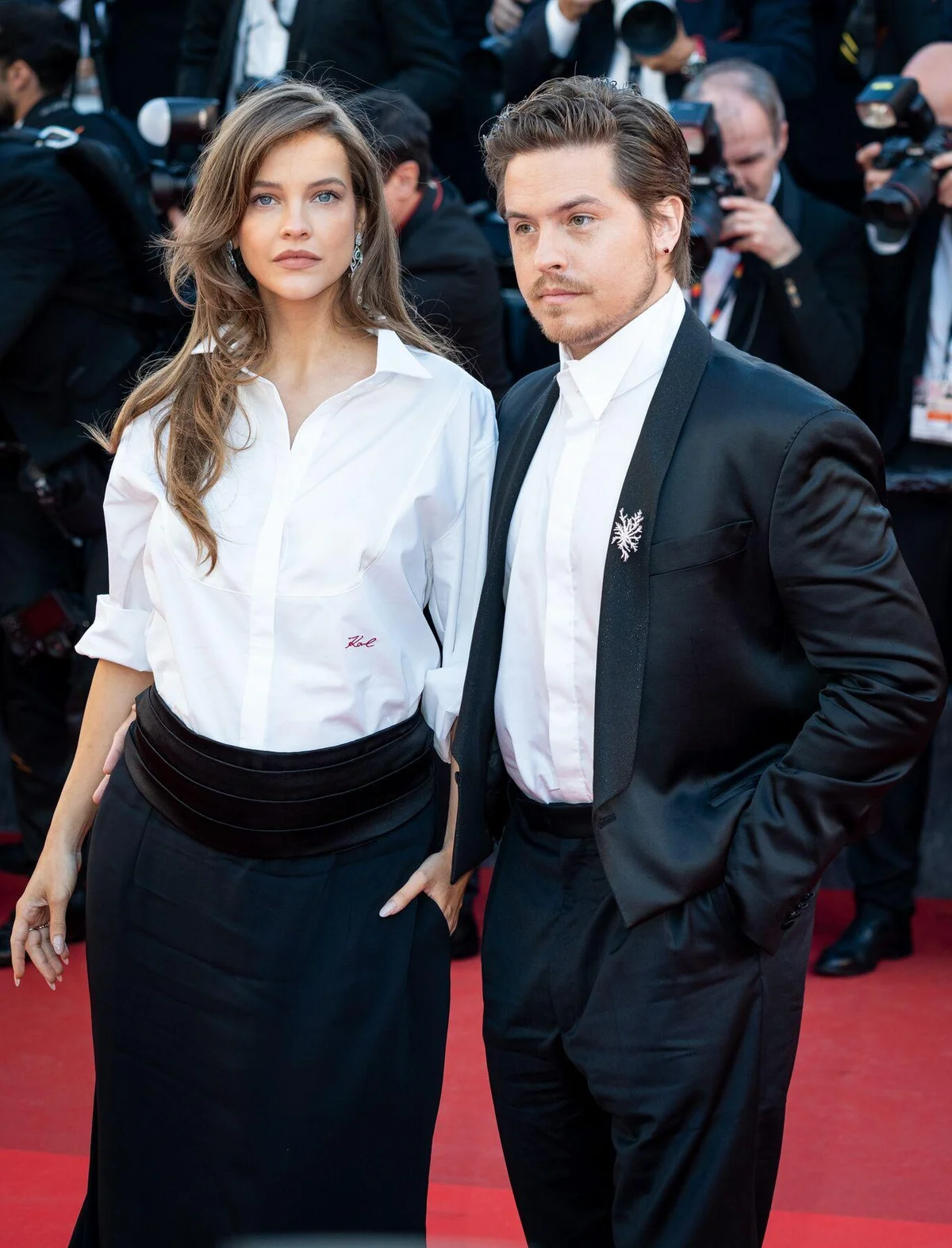 Barbara Palvin ve Dylan Sprouse bebeklerine kavuştu — 4. fotoğraf