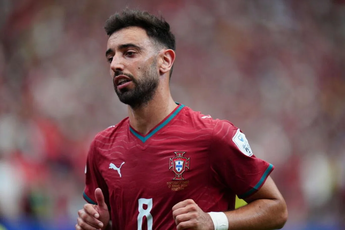 SÖZLEŞMESİ BİTİYOR Sezon sonunda Manchester United'la sözleşmesi bitecek Bruno Fernandes'in güncel piyasa değeri ise 35 milyon Euro olarak gösteriliyor...