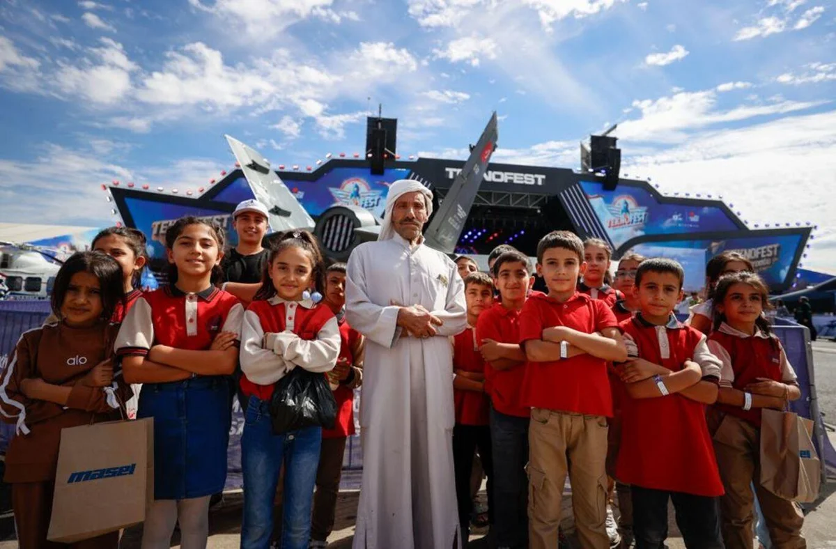 Festival kapsamında Şanlıurfa’da 14 farklı kategoride teknoloji yarışmalarının finalleri düzenlenecek. Bu yıl TEKNOFEST teknoloji yarışmalarına ilk kez eklenen Maden Teknolojileri Yarışması'nın finali de etkinlikte gerçekleştirilecek.