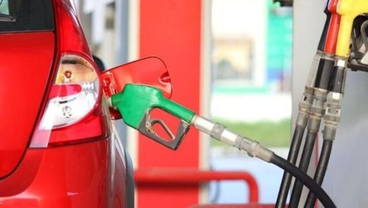 ANKARA Benzin: 85.60 TL Motorin: 96,10 TL LPG: 41.29 TL