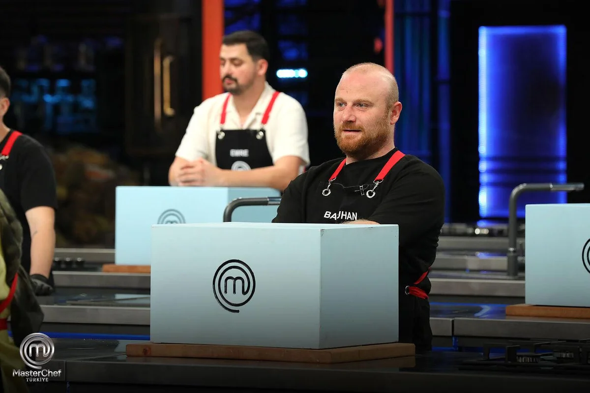 MasterChef Türkiye 2026'da 2 Ekim Cuma gününün eleme adayları ise Batuhan ve Nurten oldu.