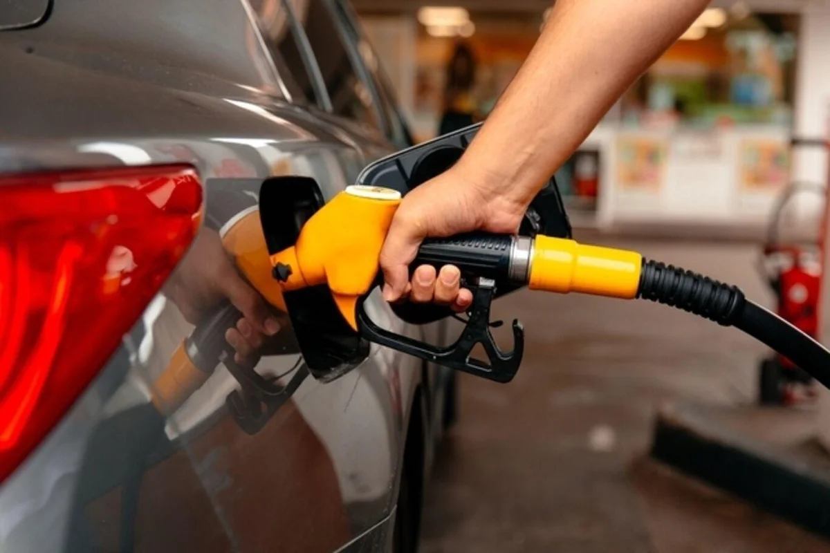 MOTORİN İNDİRİMİ GELDİ! Motorin grubunda 3 Ekim 2026 Cumartesi gününden geçerli olmak üzere indirim geldi.