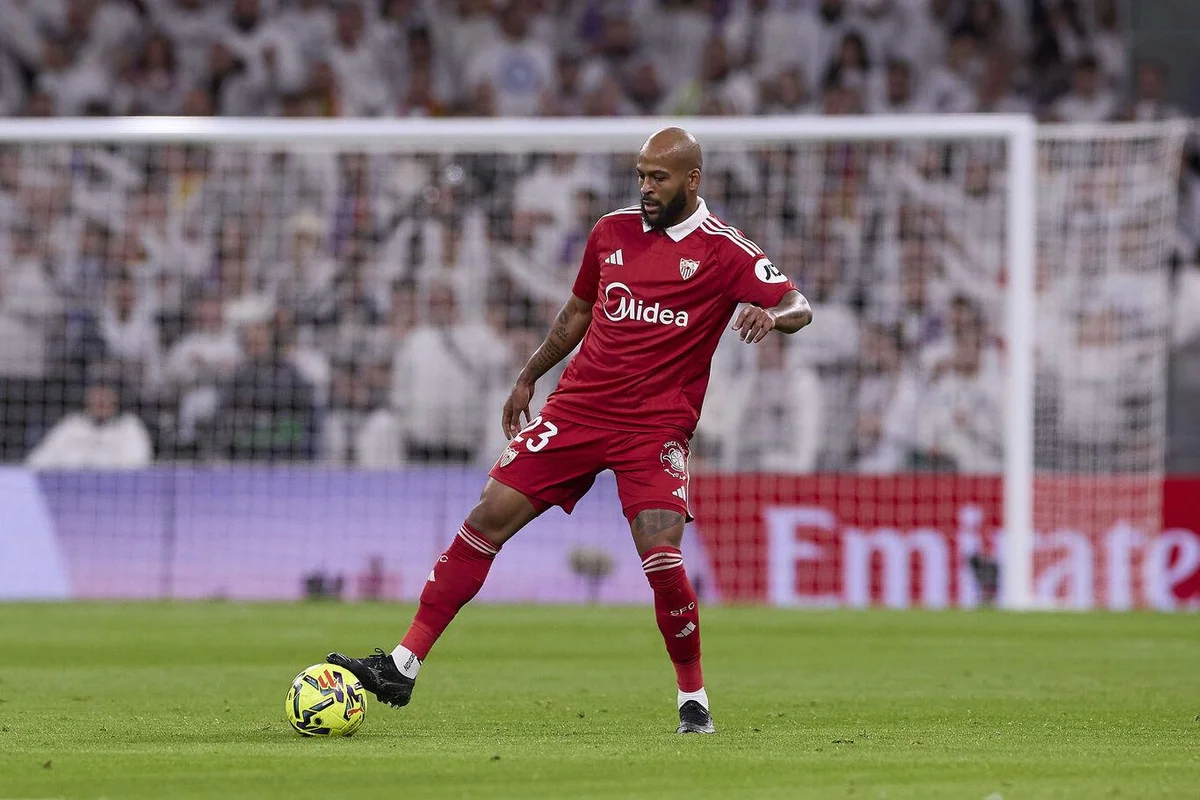 286 GÜN SONRA DÖNMÜŞTÜ Son olarak 20 Aralık 2025'te Real Madrid ile oynanan maçta forma giyen Marcao, 286 gün sonra sahalara dönmüştü. 30 yaşındaki defans oyuncusunun dönüşü, 25 dakika sürdü...