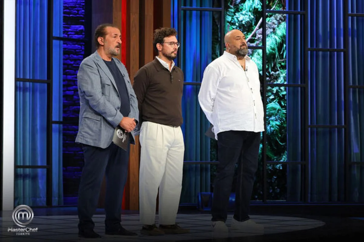 Şeflerin değerlendirmelerinin ardından en az başarılı tabağı yapan Batuhan MasterChef'te elenen yarışmacı oldu.