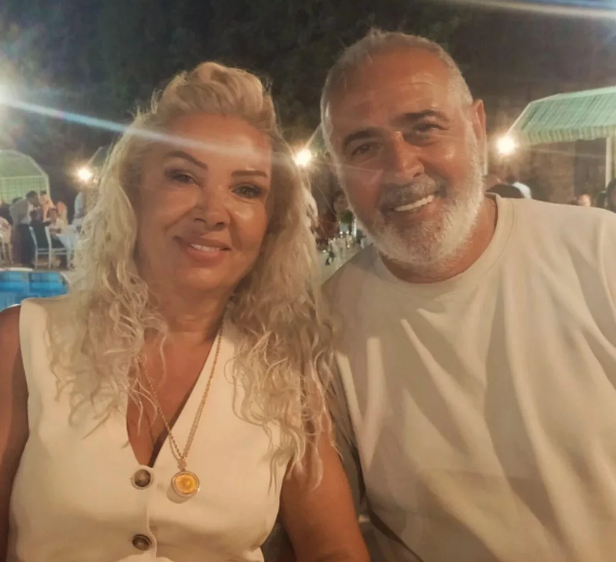 Geçen ay dünyaevine çiftten Karakaş, evlendikten 15 gün sonra kalp krizi geçirdi. Yoğun bakımda tedavi gören Karakaş, zorlu sürecin ardından yeniden sağlığına kavuştu.