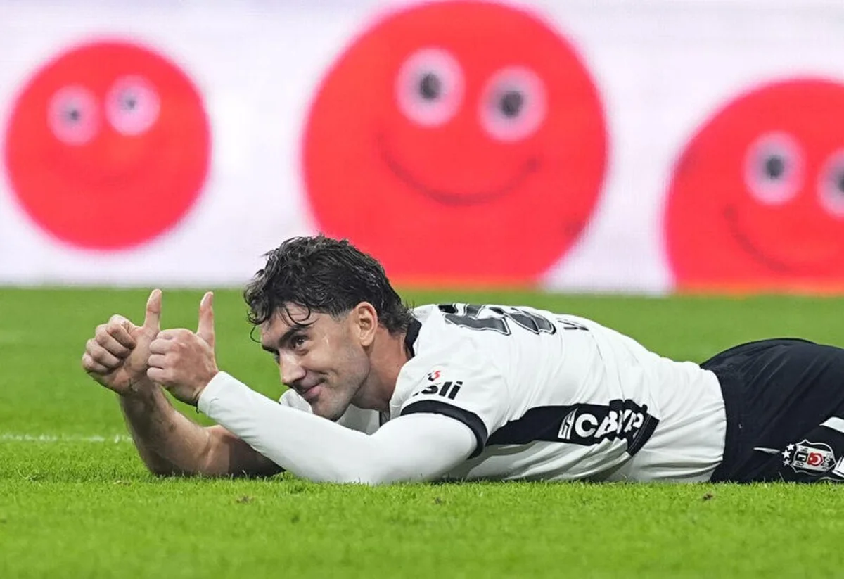 Spor yazarları Beşiktaş'ın Kocaelispor galibiyetini değerlendirdi: İlk yarıdaki oyun tamam! — 9. fotoğraf