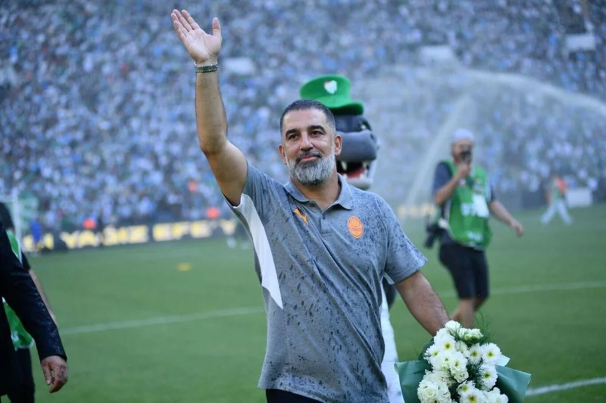 Arda Turan'dan A Milli Takım açıklaması: Daha çok sahada kalıp kendimi geliştirebilirim! — 6. fotoğraf