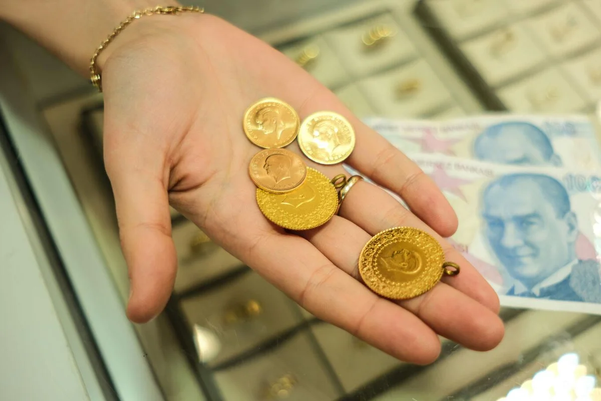 Altın fiyatlarında dikkat çeken hareket! 13 Ekim 2026 Canlı gram altın ve çeyrek altın ne kadar? Altın fiyatı yükselecek mi düşecek mi? — 2. fotoğraf