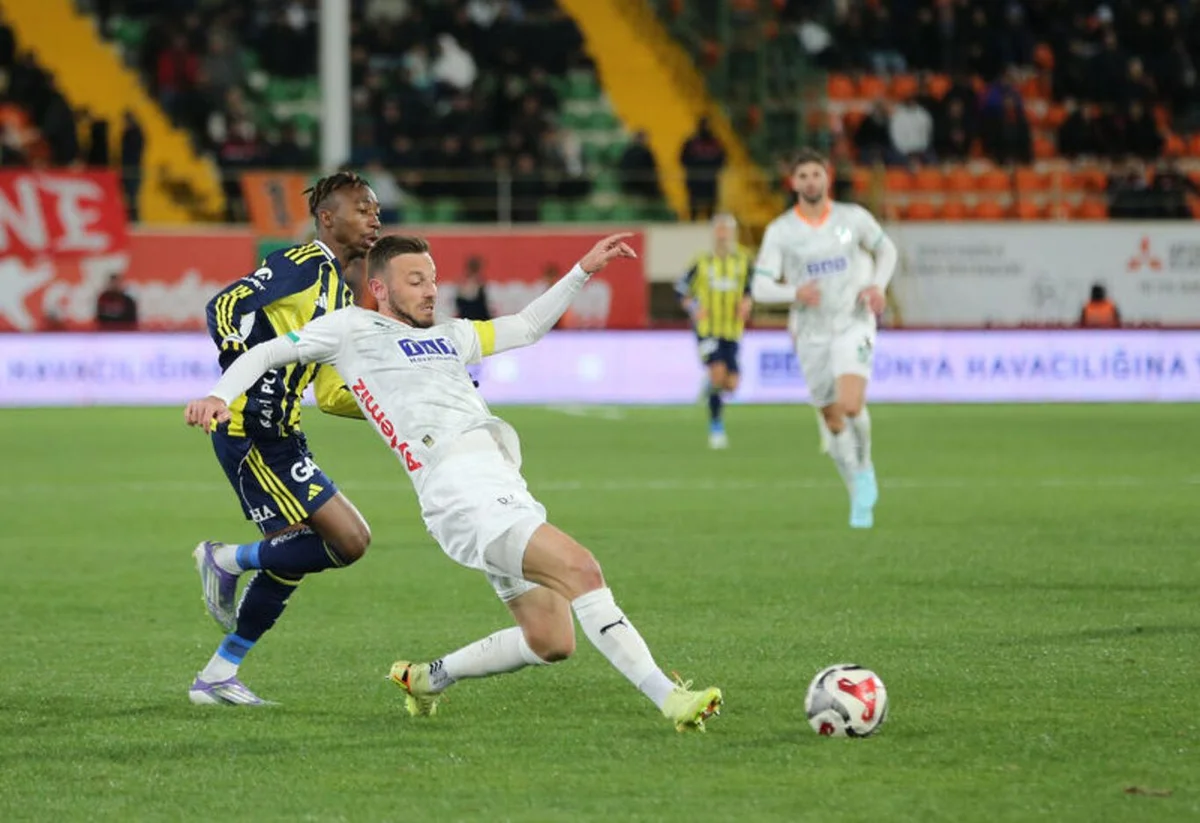 İsmail Kartal'dan Alanyaspor maçında kadro kararı! — 2. fotoğraf