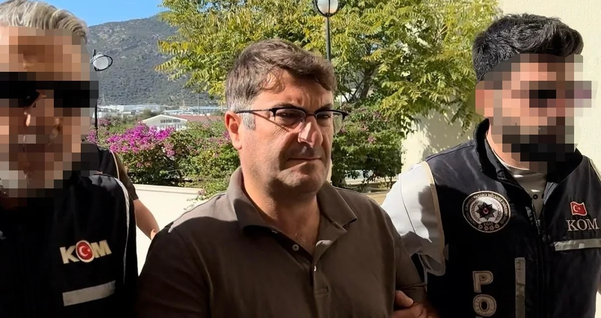 Bodrum Bölge Liman Başkanı Aydın, seri numaralı parayla rüşvet iddiasıyla tutuklandı