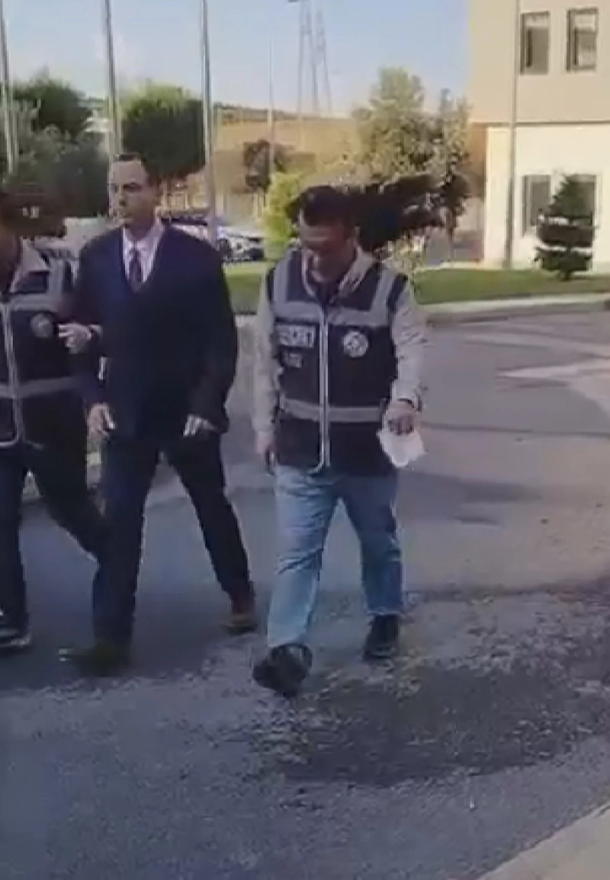 İBB 'Yolsuzluk' davasında 57'si tutuklu 436 sanık 87. duruşmada hakim karşısına çıktı