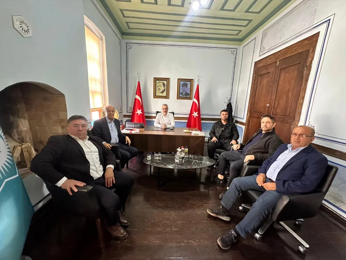 Kırklareli Ticaret Borsası Başkanı Altıntel, Milletvekili Sarıçam'ı ziyaret etti