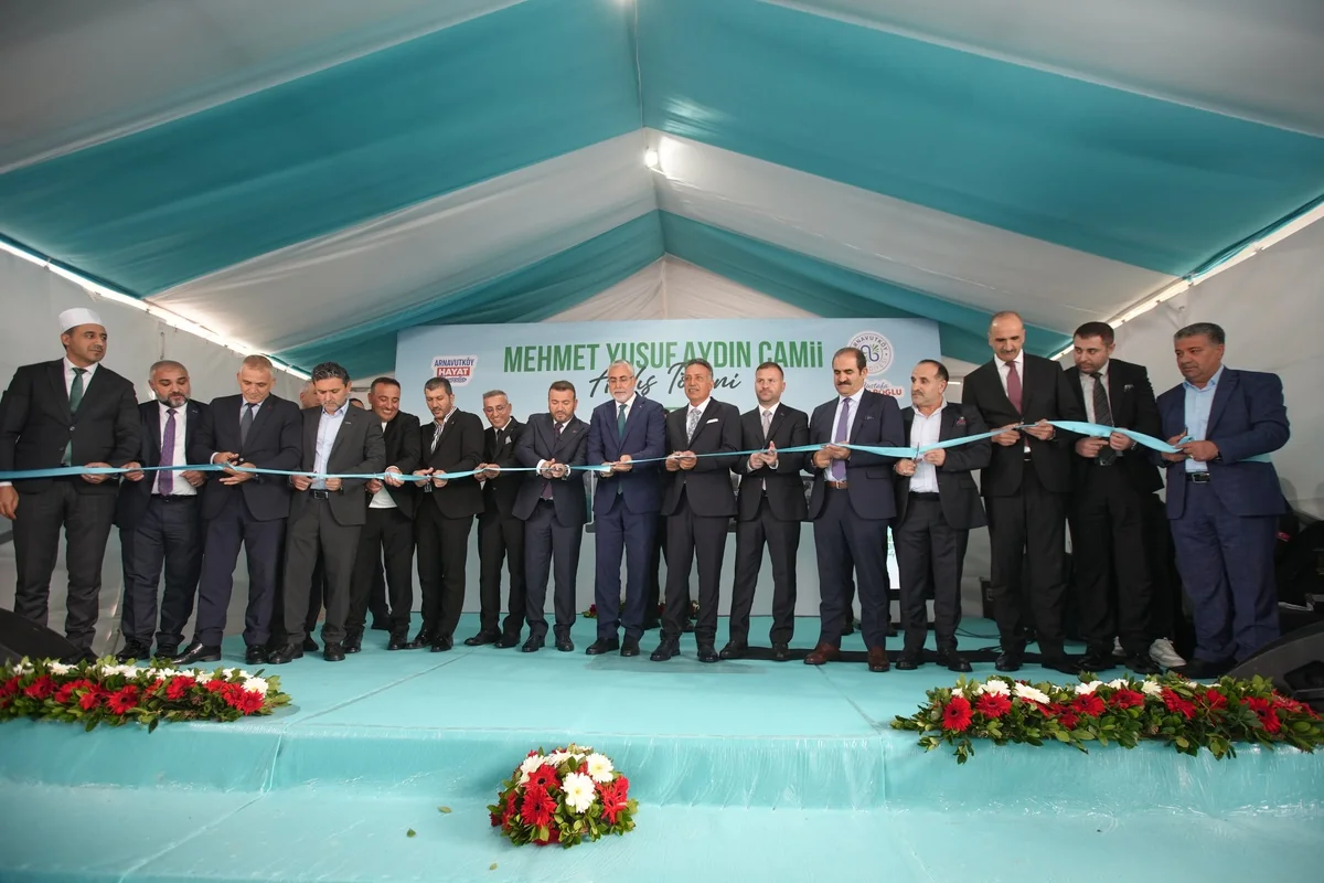 Arnavutköy Ömerli'de 1300 kişilik Mehmet Yusuf Aydın Camii, Bakan Işıkhan'la açıldı