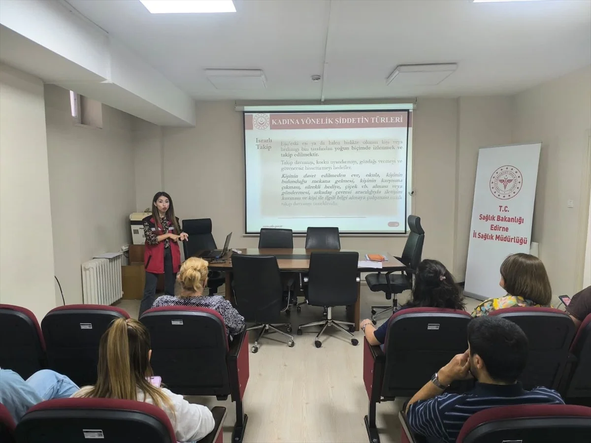 Edirne Uzunköprü'de bakımevi incelendi, sağlık personeline şiddet semineri verildi