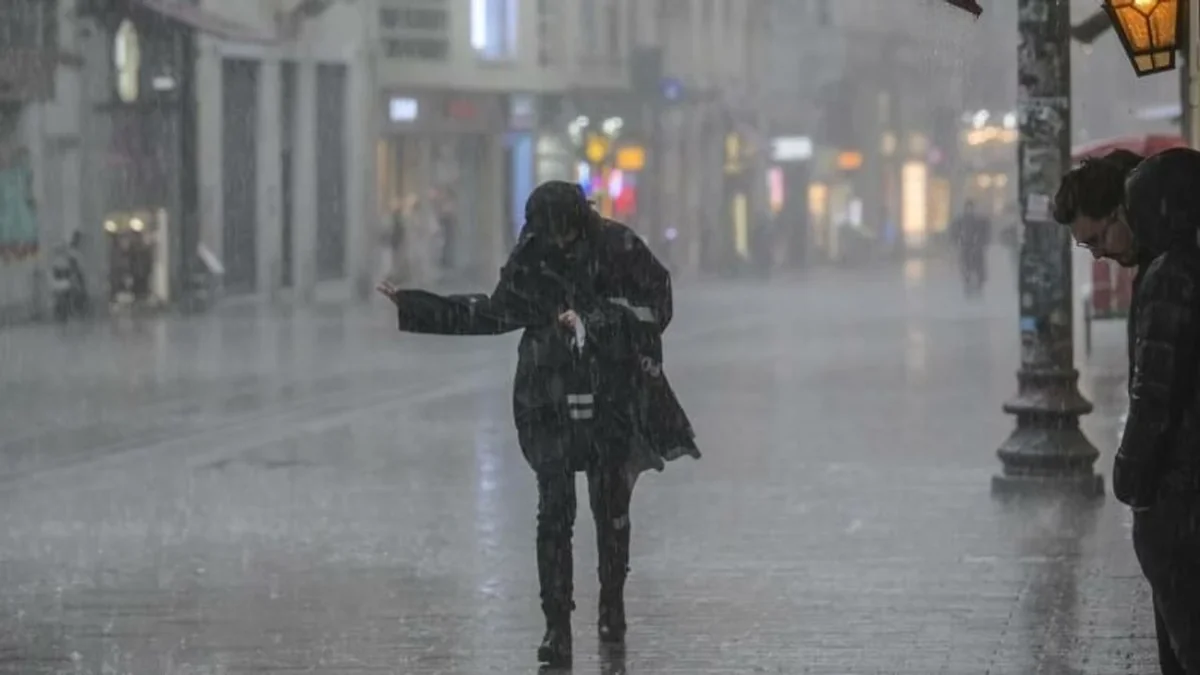 İstanbul sağanak yağışa teslim