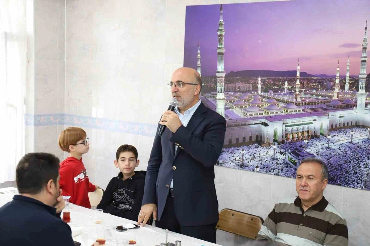 Adana İl Müftülüğüne atanan Lütfü İmamoğlu için vefa ve veda programı düzenlendi