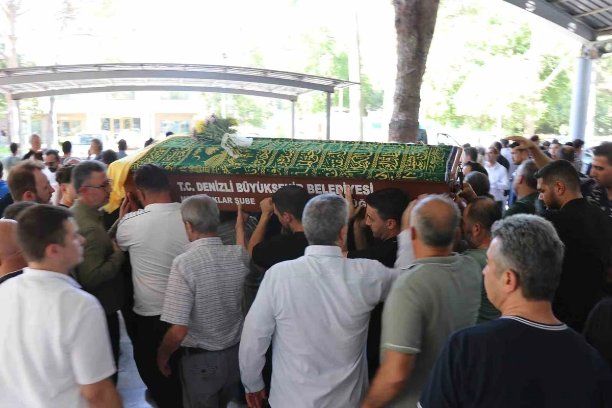 Denizli Pamukkale'de kadın yayanın ölümüne neden olan sürücüye adli kontrol verildi