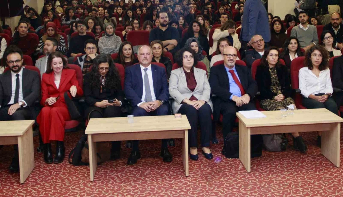 ESOGÜ Hukuk Fakültesi 2026-2027 akademik yılını açtı, törene Rektör Gümüşsoy katıldı
