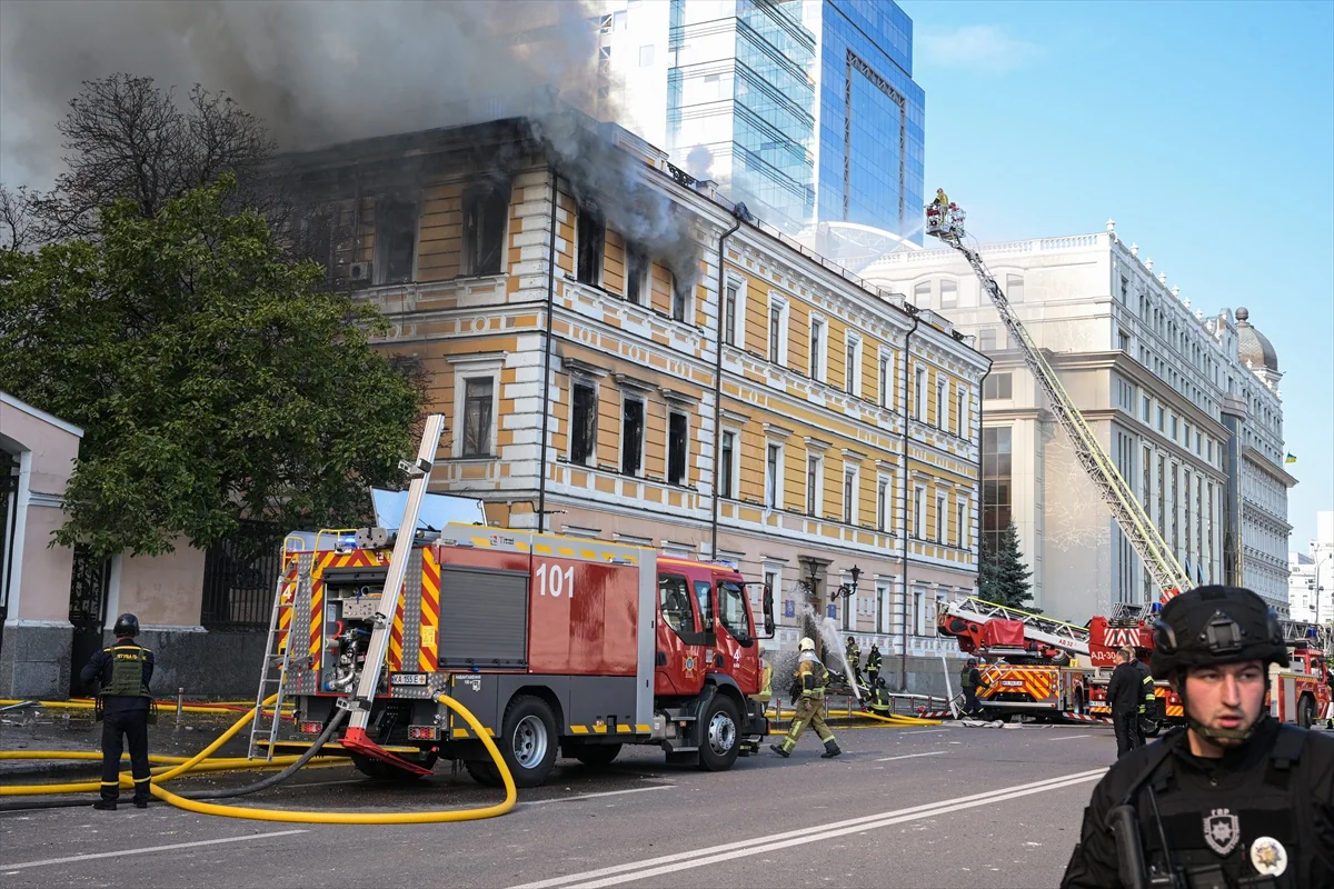 Kiev'de Bilimler Akademisi'ne Rus İHA saldırısında 1 kişi öldü, 4 kişi yaralandı