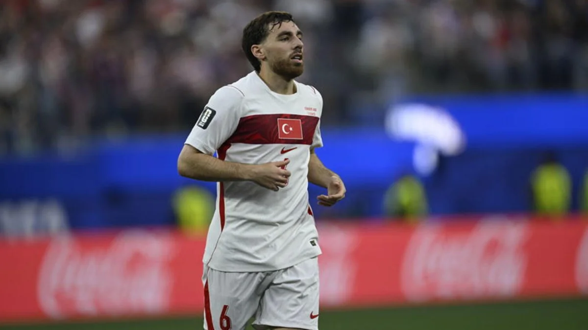 A Milli Takım'a Orkun Kökçü ve Emirhan Topçu'dan kötü haber