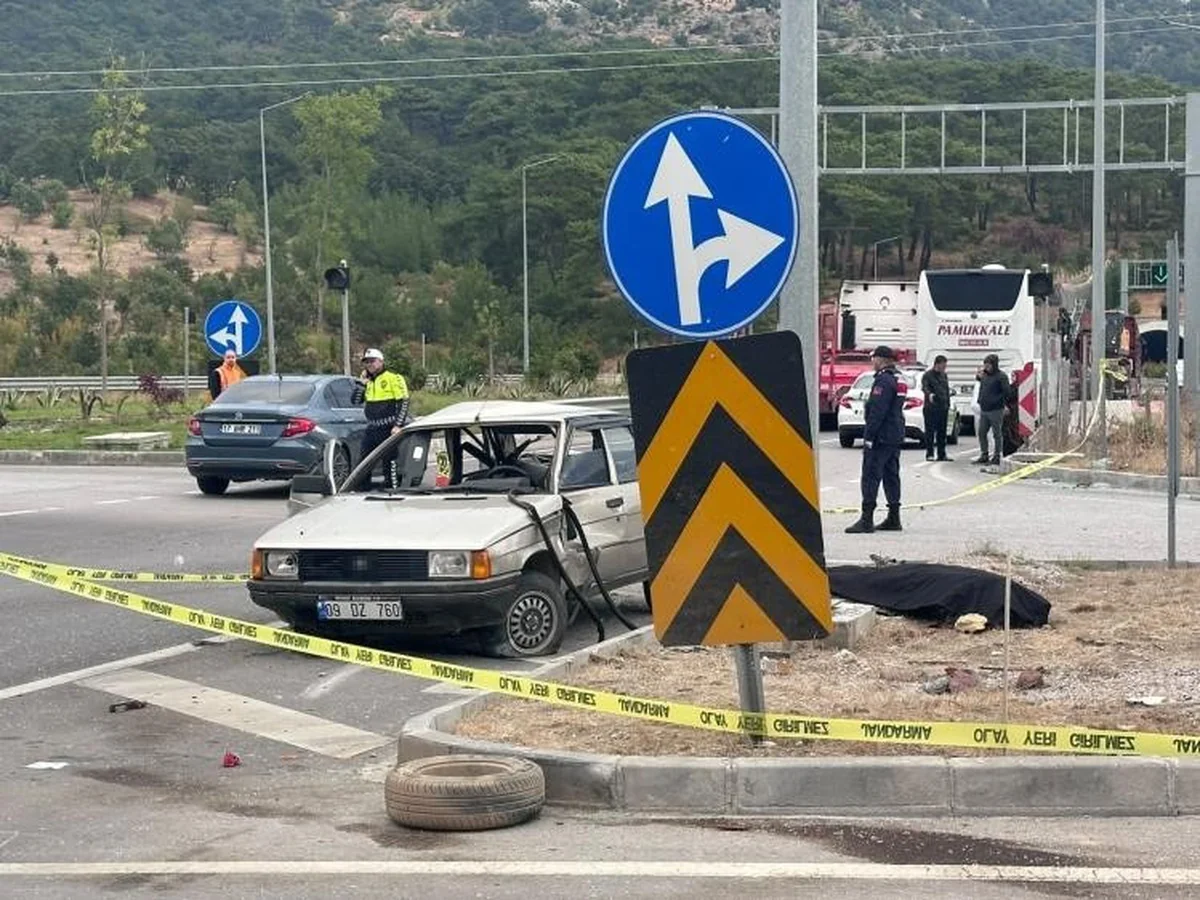 Çanakkale Ayvacık'ta otobüsle çarpışan otomobildeki 2 kişi hayatını kaybetti