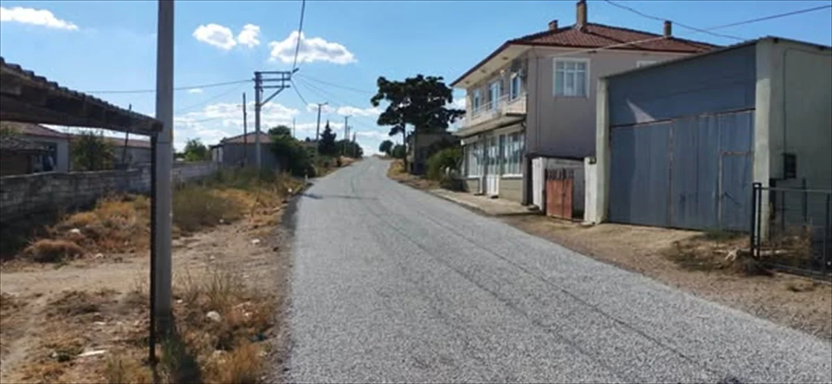Edirne'de köy yollarında 11,5 kilometrelik sathi kaplama tamamlandı