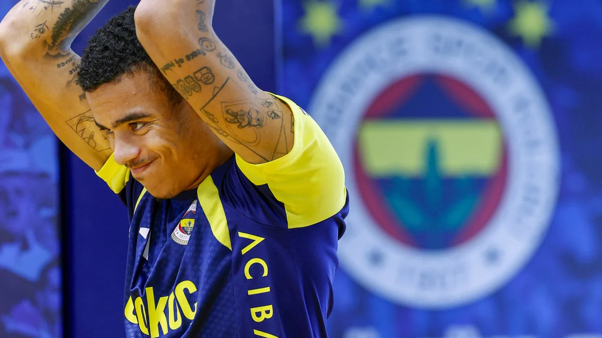 Fenerbahçe, Çaykur Rizespor hazırlıklarını sürdürdü