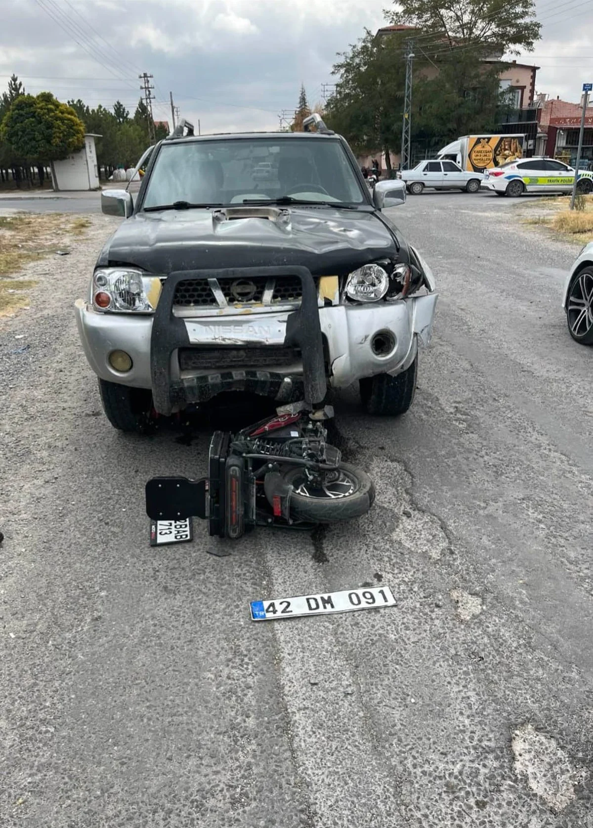 Konya Karapınar'da pikap ile motosiklet çarpıştı, 1 kişi yaralandı