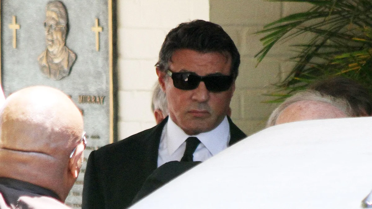 Sylvester Stallone oğlunun cenazesinde