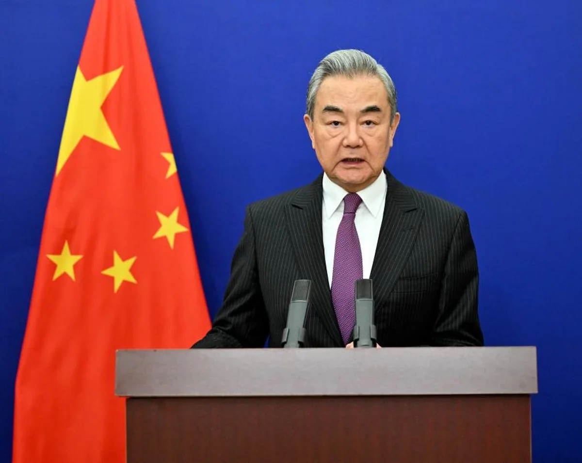 Wang Yi Japonya'yı uyardı, savaş sonrası düzene meydan okursa geleceği olmaz