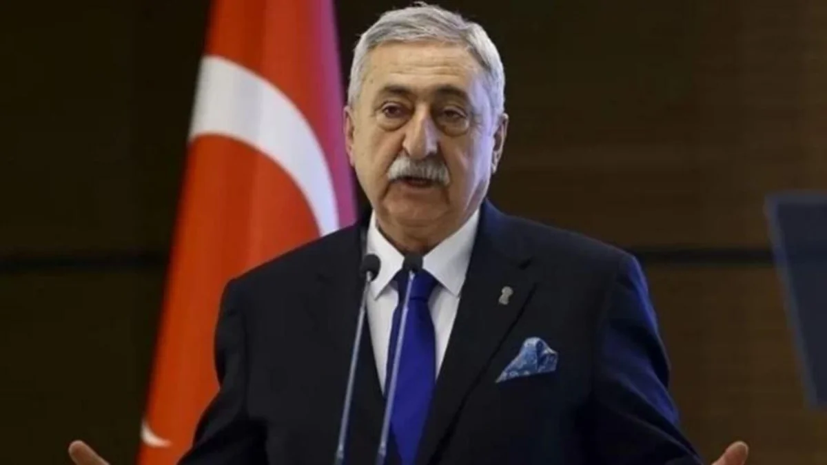 Bendevi Palandöken, TESK Genel Kurulu'nda genel başkanlığa aday olmadığını açıkladı