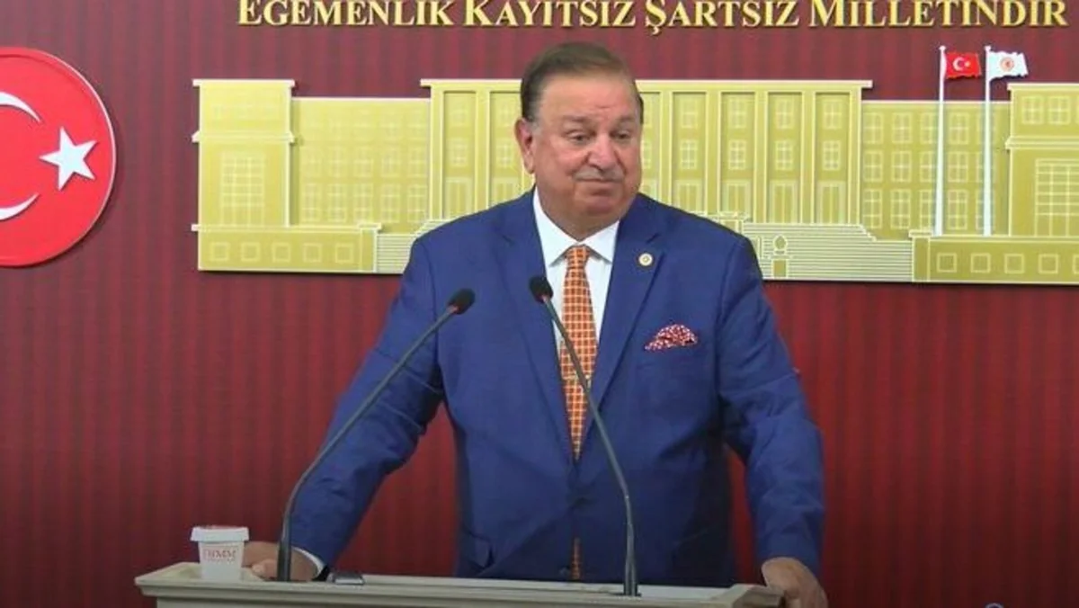 Doğan Bekin, YRP'deki görevlerinden istifa etti