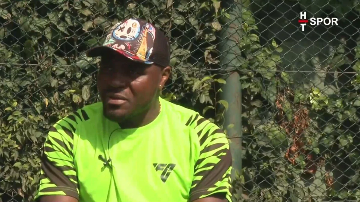 Emmanuel Emenike'den HT Spor'a özel açıklamalar: Kante'yi o kadroda görmek isterdim!