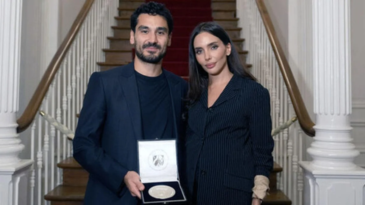 İlkay Gündoğan, Mevlüde Genç Madalyası’nı aldı