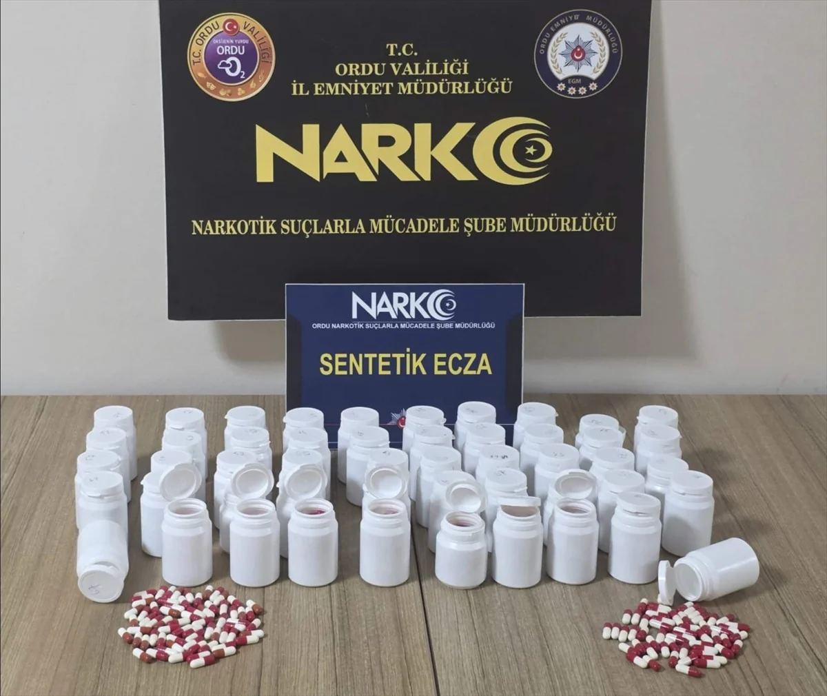Ordu Gülyalı'da 3 bin 64 uyuşturucu hap ele geçirildi, 2 şüpheli tutuklandı