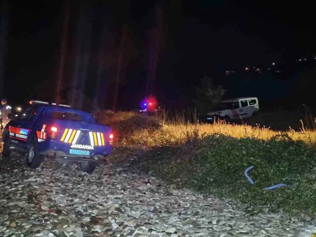 Sinop'ta alabora olan teknede 1 polis öldü, kayıp polis aranıyor